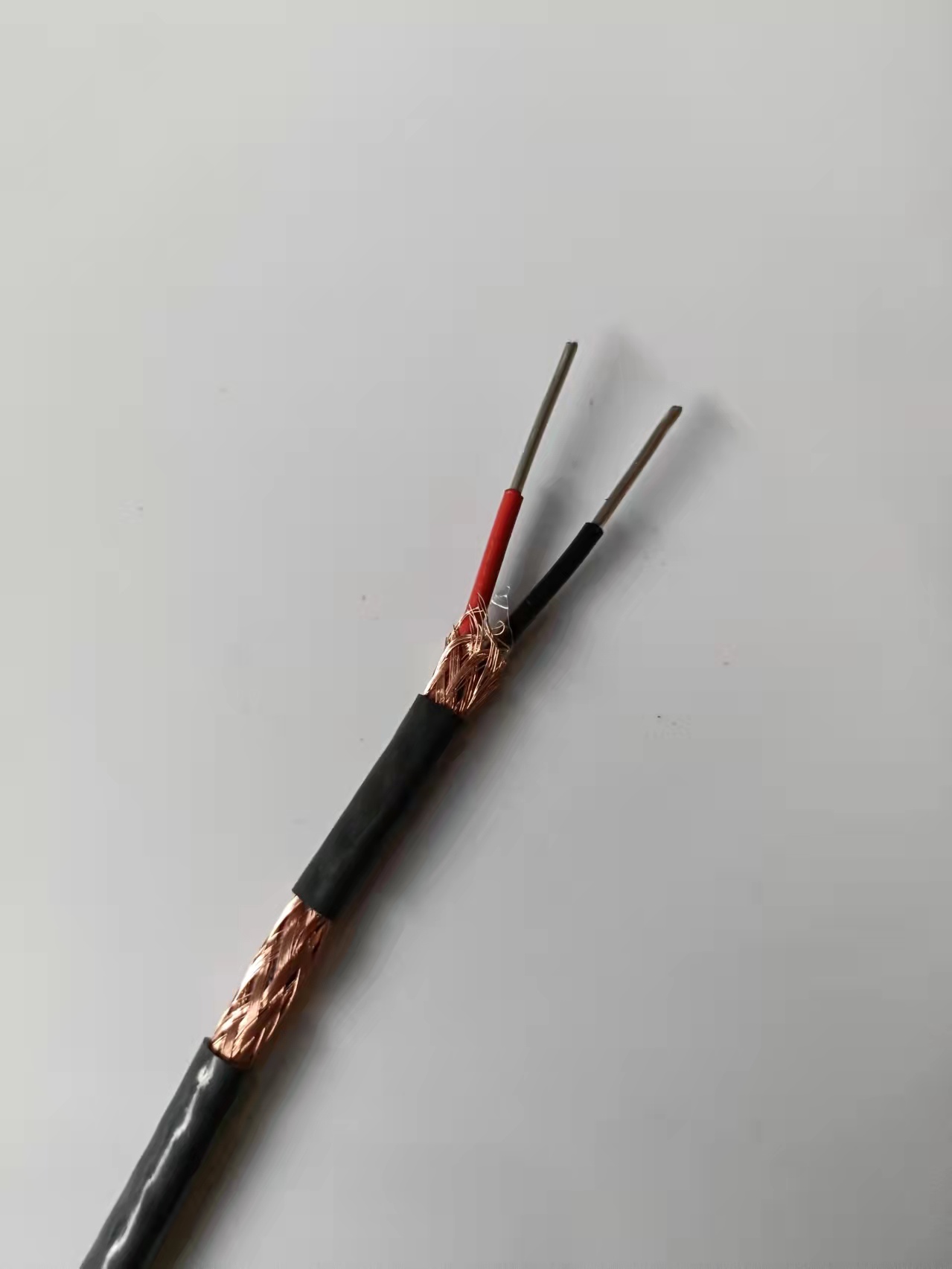 聚氯乙烯绝缘和护套船用控制电缆